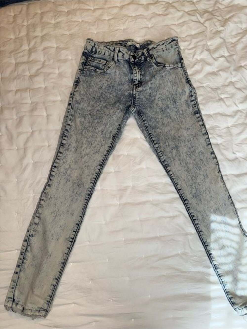 High-Rise Acid Wash Skinny Jeans in Light Blue